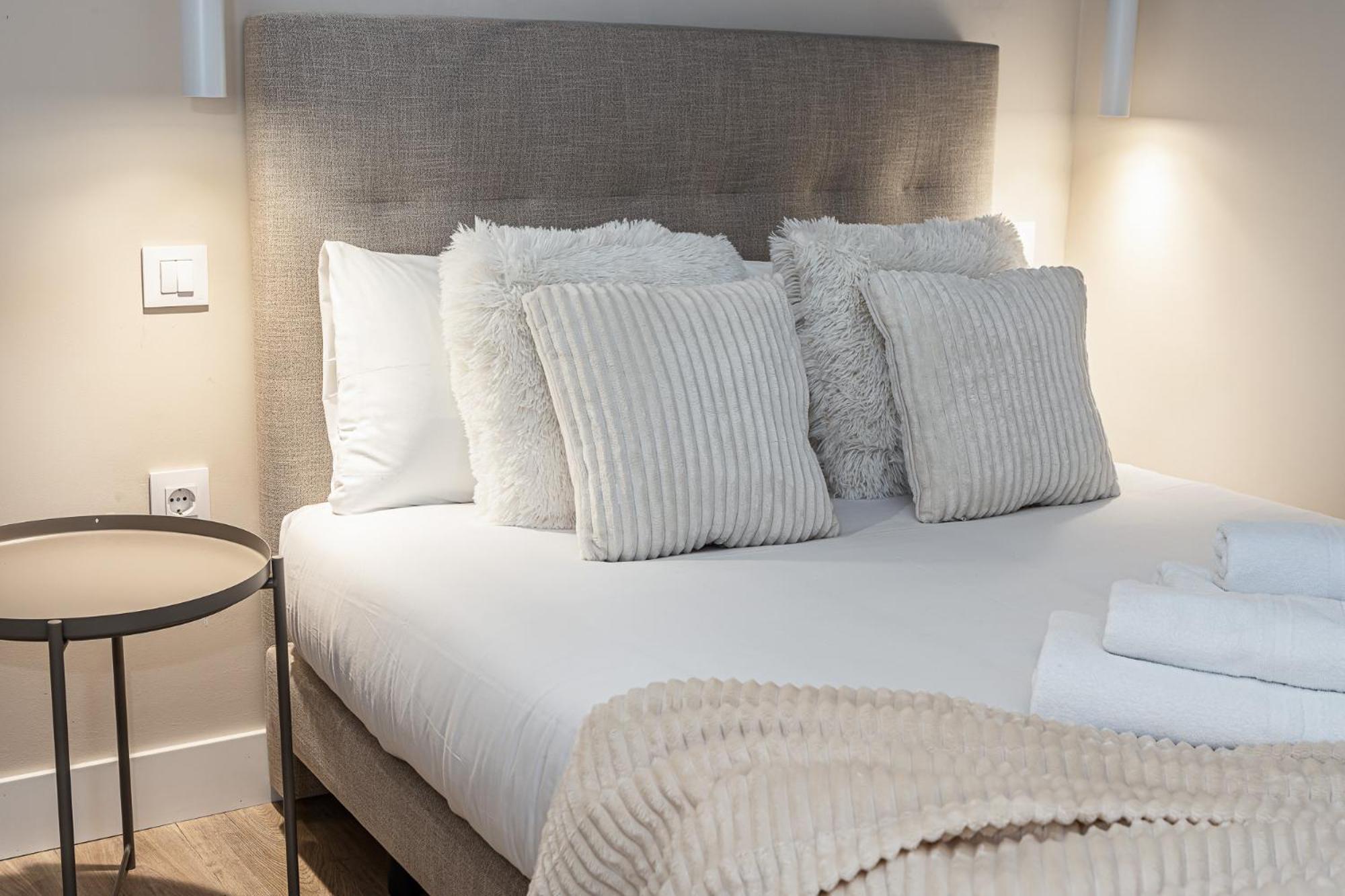 Waou Essence Ii Austrias Appartement Madrid